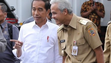 Momen Kompak Ganjar dan Jokowi Saat Sidak Pasar di Solo