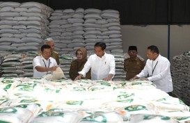 Jokowi Luncurkan Penyaluran Cadangan Beras untuk Bantuan Pangan 2023