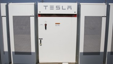 Bukan di Indonesia, Tesla Bangun Pabrik Baterai Raksasa di China