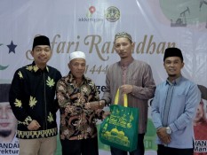 Bumi Siak Pusako Bagikan Paket Ramadan di Tapung Kampar