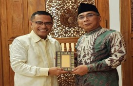 Yayasan Muslim Sinarmas Serahkan Wakaf Alquran ke Ketum PBNU