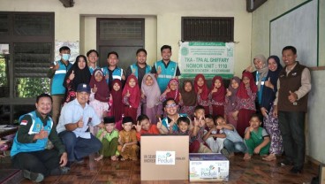 PLN Salurkan Bantuan ke Sejumlah Pondok Pesantren di Sulawesi Selatan