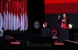 Megawati Ikut Repot Imbas Elektabilitas PDIP Anjlok