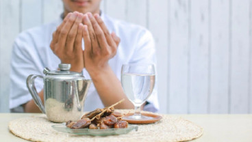Jadwal Buka Puasa di Surabaya Hari Ini, Senin 17 April 2023