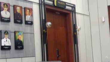 KPK Geledah Ruang Kerja Wali Kota Bandung Yana Mulyana