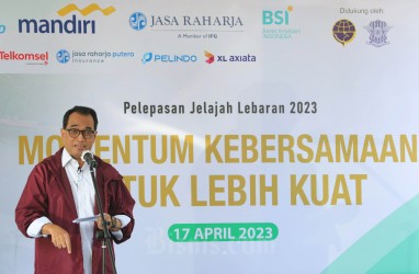 Menhub Budi Lepas Tim Jelajah Lebaran Bisnis Indonesia 2023