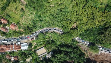 Jalur Selatan Mulai Macet, Ini Kondisi Lalu Lintas Terkini di Nagreg dan Limbangan