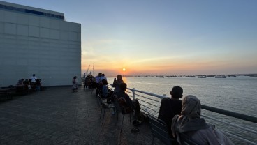 Berburu Sunset di Surabaya North Quay, Pelabuhan Tanjung Perak