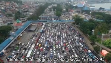 Pemudik Curhat Nyeberang 1 Jam, Antre Masuk Pelabuhan Merak 4 Jam