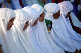 Tahanan KPK Laksanakan Salat Idulfitri di Rutan Pomdam…
