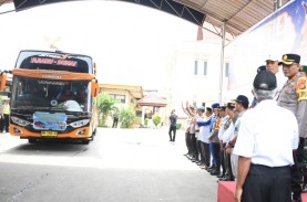 Wali Kota Dumai Melepas Rombongan Mudik Bareng BUMN…