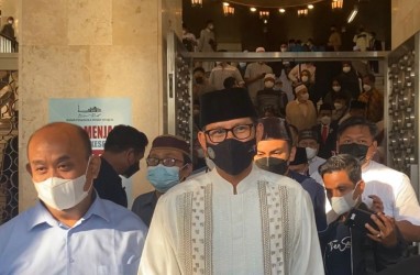 Menag Yaqut dan Menparekraf Sandiaga Hadiri Gema Takbir di Masjid Istiqlal