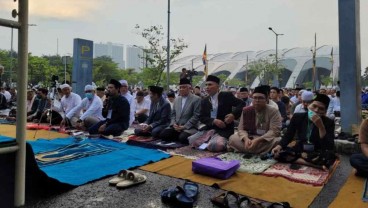 Ribuan Jemaah Salat Id Muhammadiyah Padati Kawasan Pacuan Kuda Pulomas