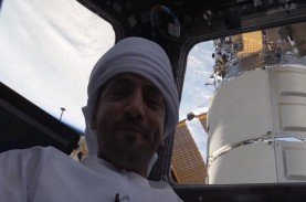 Astronot Uni Emirat Arab Merayakan Idulfitri di Luar…