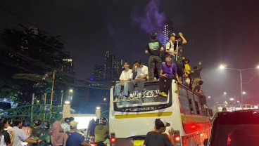 Ratusan Warga Pawai Takbiran di Tanah Abang