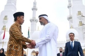 Jokowi Salat Id di Masjid Sheikh Zayed Solo, Ma'ruf…