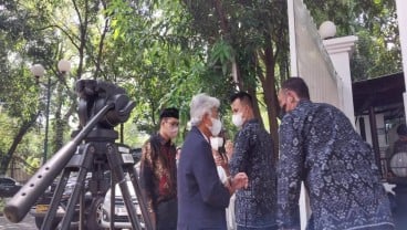 Menteri ESDM dan Bos SKK Migas Sambangi Megawati di Teuku Umar