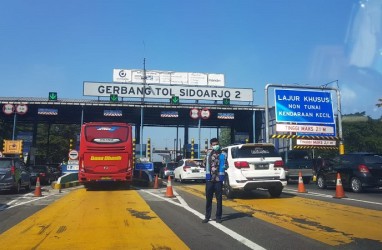Mudik Lebaran Via Tol, Volume Kendaraan Keluar Surabaya Naik 34,22 Persen