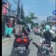 Viral di Twitter Hari Ini, Pria Berseragam Tentara Tendang Pengendara Motor di Jalan