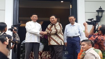 Prabowo Tiba, Langsung Disambut Wiranto di Depan Pintu