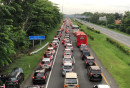 Tol Palikanci Macet, Dominasi Kendaraan dari Jabodetabek