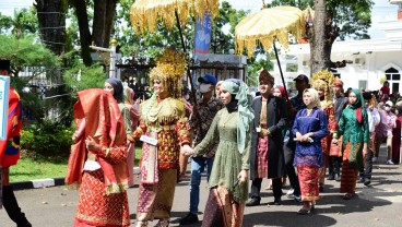 Masyarakat Kabupaten OKI Kembali Gelar Tradisi Midang Bebuke