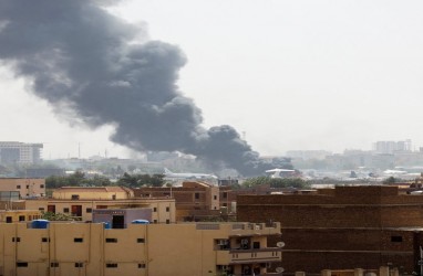 Update Perang di Sudan: RSF Bantah Tembaki Pesawat Evakuasi Turki
