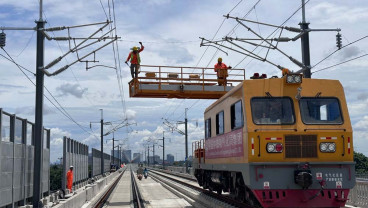 Pakai Listrik Aliran Atas, Kereta Cepat Diklaim Tanpa Polusi