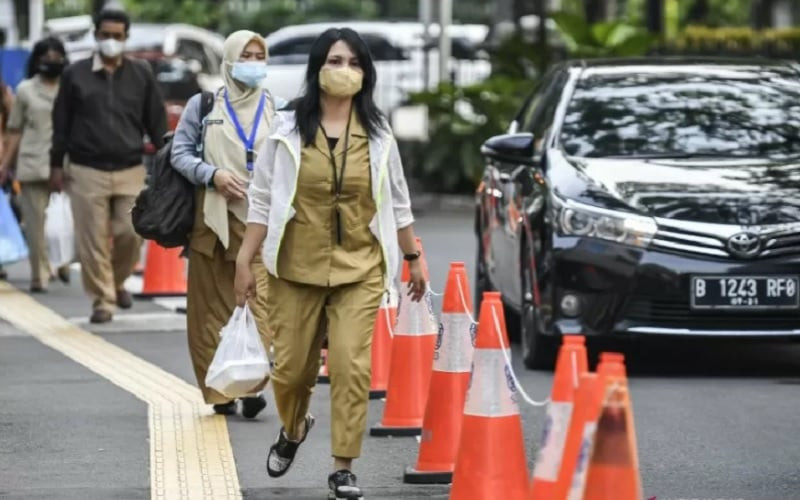 ASN dan Pegawai Swasta Gigit Jari, THR Masih Belum Terealisasi