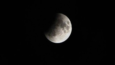 Tidak Disunnahkan Salat Khusuf saat Gerhana Bulan Penumbra 5-6 Mei, Mengapa?