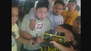 Terungkap! Ini Wajah dan Identitas Pelaku Koboi yang Acungkan Pistol di Exit Tol Tomang