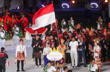 Flairene Candrea Pakai Baju Adat Bali Panji Semirang di Pembukaan Sea Games 2023