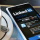 LinkedIn PHK 716 Karyawan dan Tutup Aplikasi InCareer di China