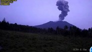 Dua Gunung Api di Maluku Utara Erupsi