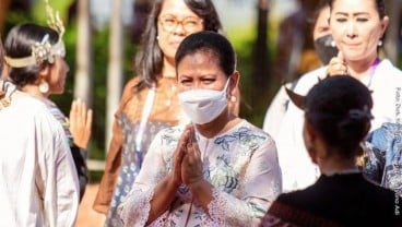 Busana Anggun Ibu Negara Warnai Penyelenggaraan KTT Ke-42 Asean 2023