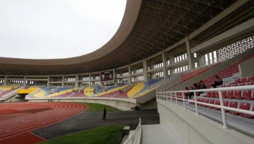 Stadion Manahan Bakal Buka Hingga Malam