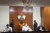 KPK Sita Aset Bupati Nonaktif Mamberamo Tengah Ricky Pagawak Rp30 Miliar