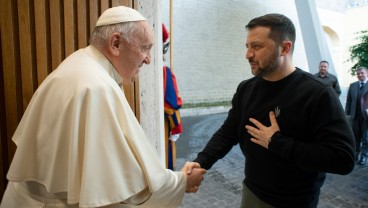 Perang Rusia Vs Ukraina: Zelensky Bertemu Paus Francis di Vatikan