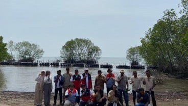 MUJ ONWJ Bangun Alat Pemecah Ombak di Pesisir Pulau Burung Subang Cegah Abrasi