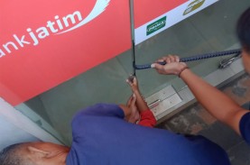 Bocah 3,5 Tahun Terjepit Pintu ATM di Ponorogo