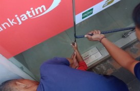 Bocah 3,5 Tahun Terjepit Pintu ATM di Ponorogo