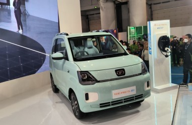 Tantang Air ev, Seres Kenalkan Mobil Listrik E1 di PEVS 2023