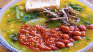 10 Makanan Khas Manado Paling Populer, Unik dan Menggiurkan