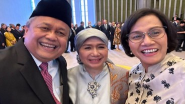 Bestie! Ini Momen Sri Mulyani dan Perry Warjiyo Selfie Bareng