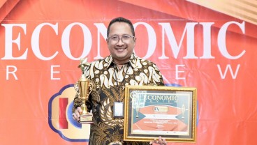 Harwan M. Dianugerahi The Best Corporate Secretary and Communication Award 2023