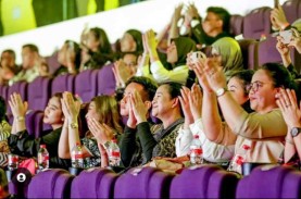 Momen Kebersamaan Puan dan Gibran: Nonton Konser Dewa…
