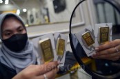 Harga Emas Antam Turun Hari Ini ke Rp573.500, Waktunya Serok?