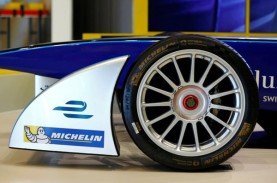 Perusahaan Gula Pasir GulaVit Resmi Sponsori Formula…