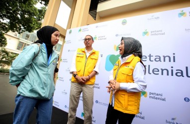 Dukung Regenerasi Petani, Bank BJB Gelontorkan KUR Rp115 Miliar untuk Petani Milenial