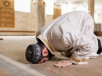 Dzikir dan Doa Setelah Sholat Dhuha, Arab, Latin serta Artinya